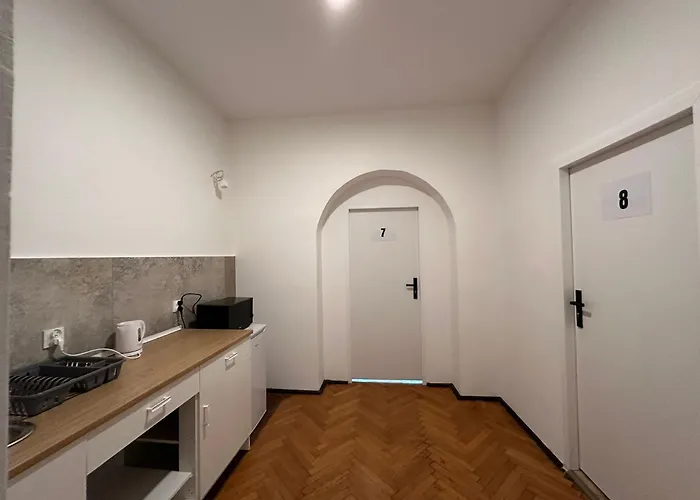 호스텔 Apollo 56 *